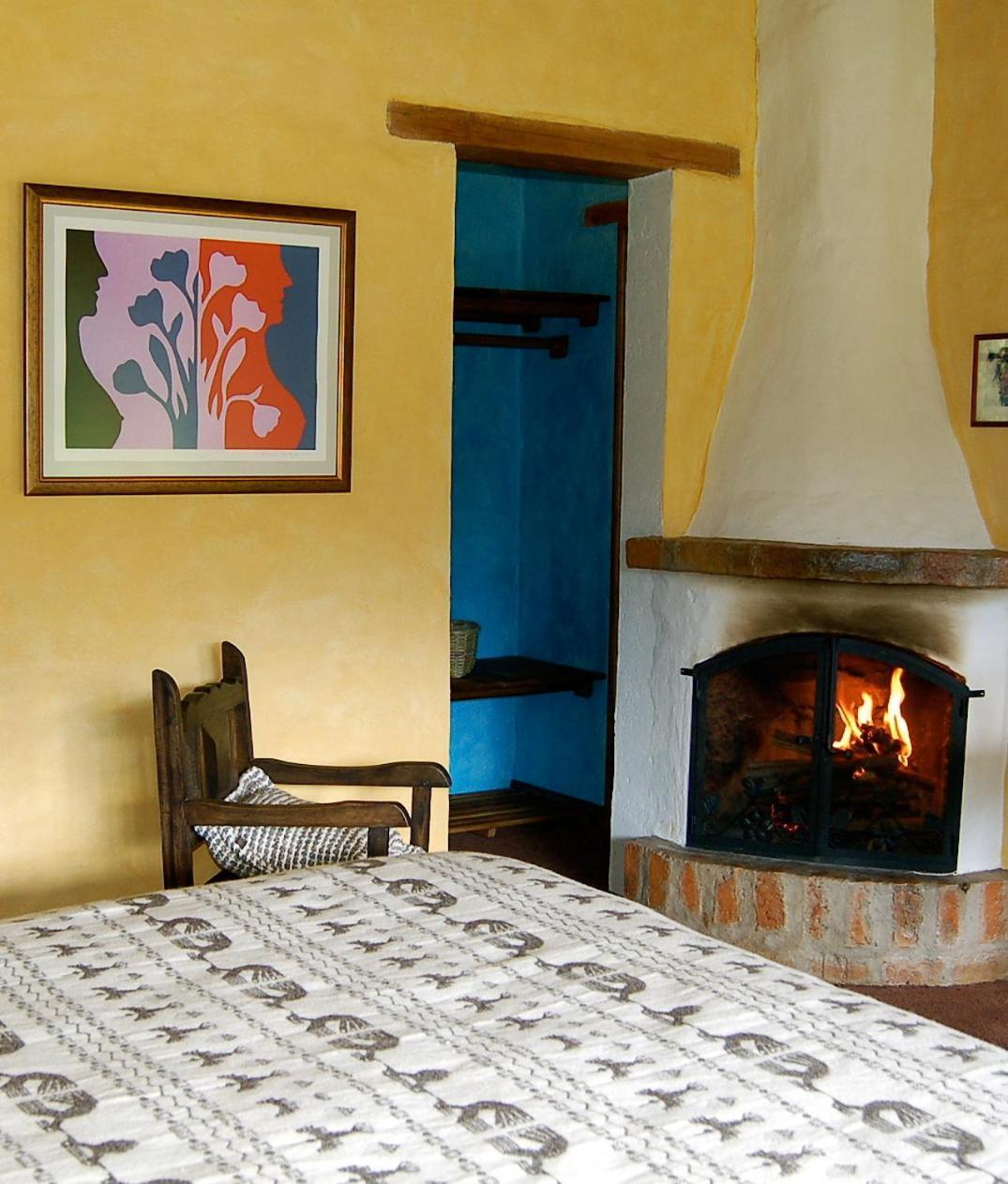 Las Palmeras Inn Otavalo Exterior photo